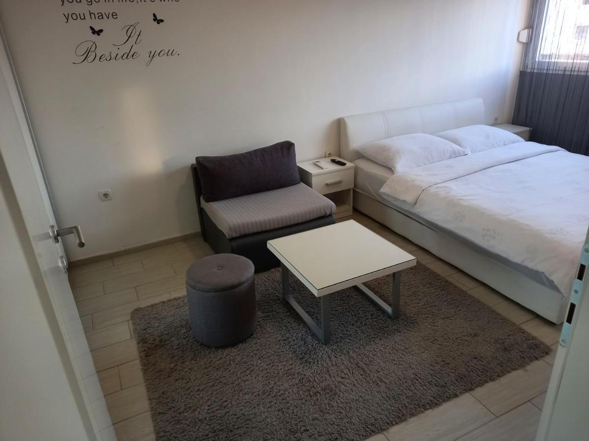 Apartment Sven Vinkovci Zewnętrze zdjęcie
