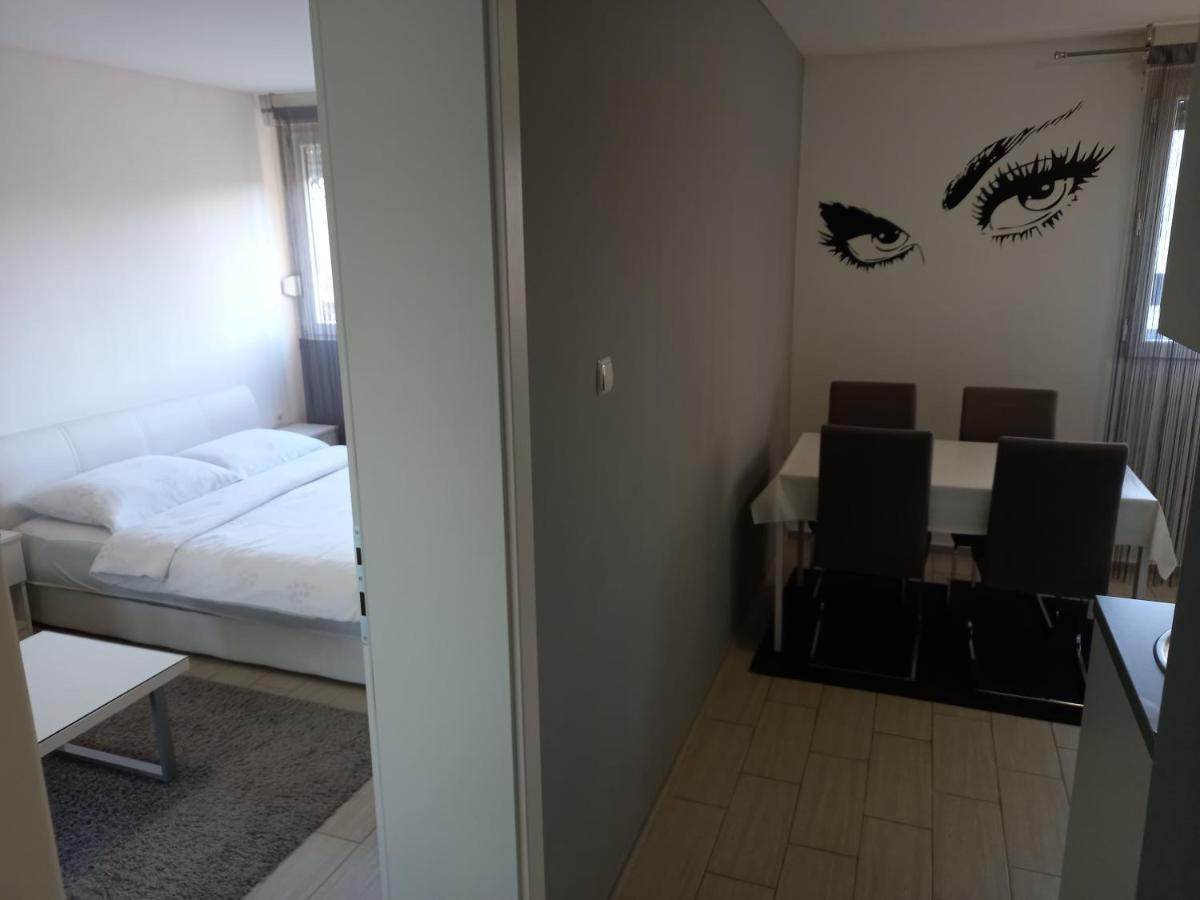 Apartment Sven Vinkovci Zewnętrze zdjęcie