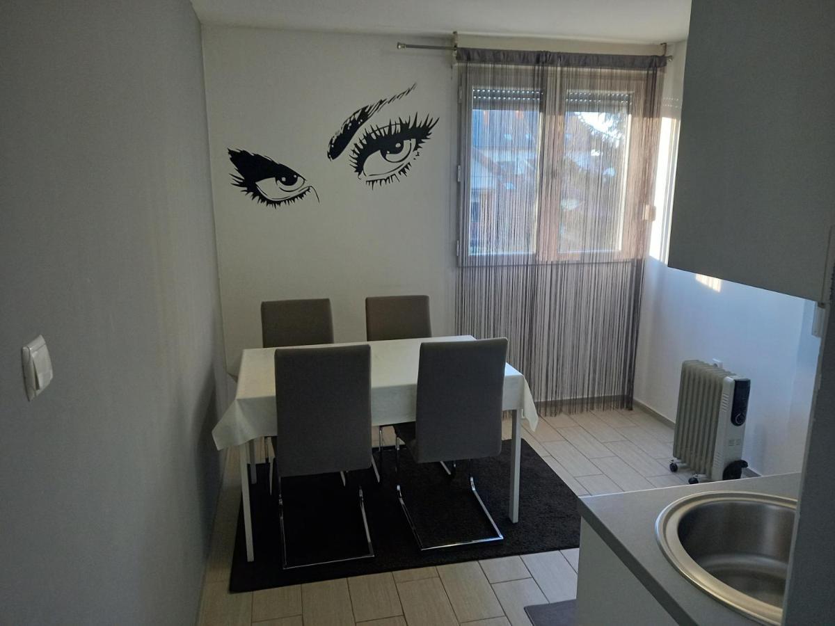 Apartment Sven Vinkovci Zewnętrze zdjęcie