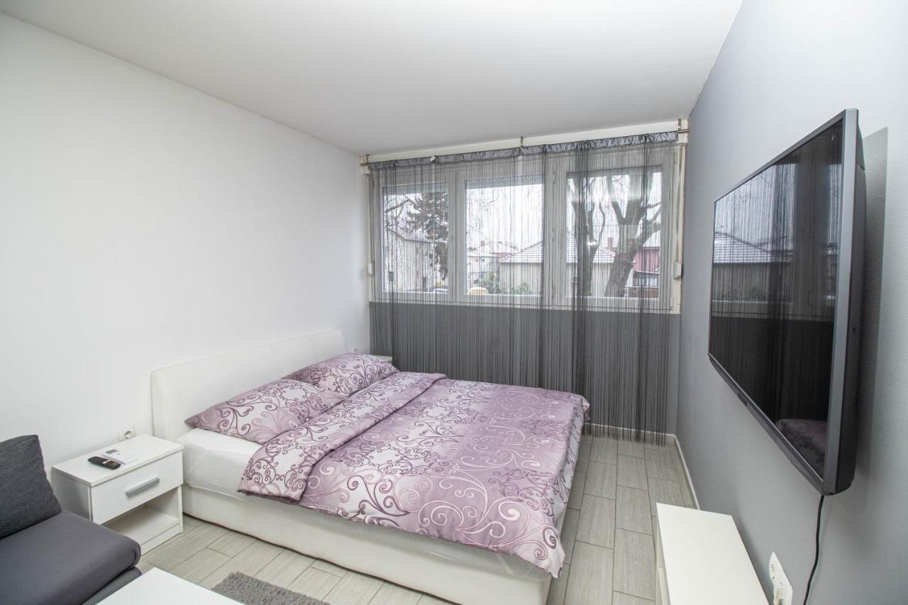 Apartment Sven Vinkovci Zewnętrze zdjęcie